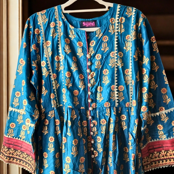 Boho Chic Blue Floral Maxi Dress - Picture 4 of 13